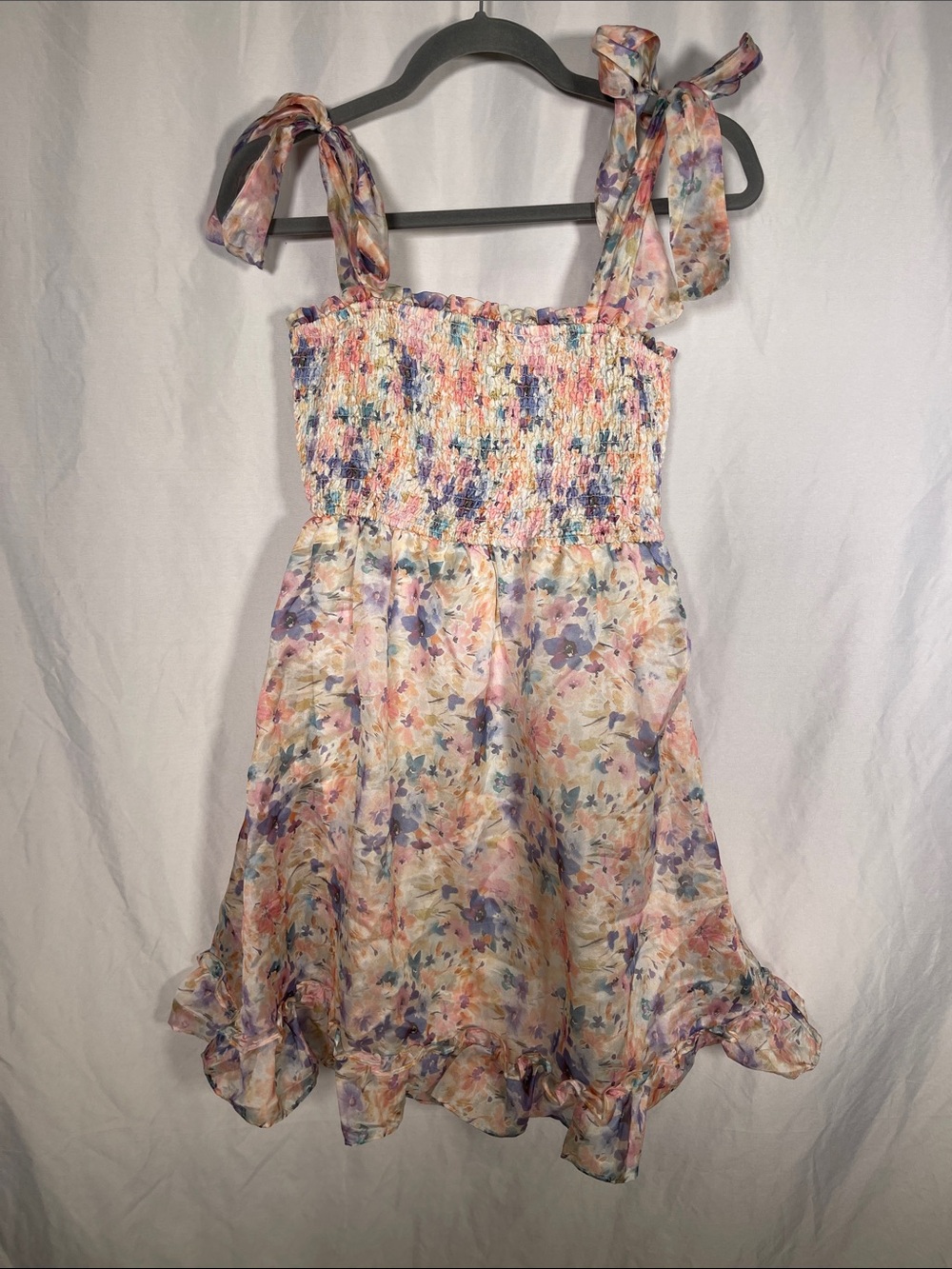 STORIA WOMENS SMOCKED FLORAL MINI DRESS MEDIUM BLUE PINK